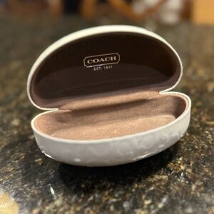 Coach Ivory Hardshell Glass Case